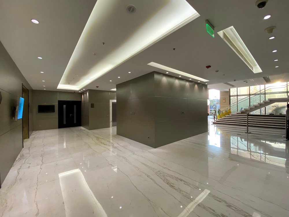 Renaissance Lucknow Hotel 6/65