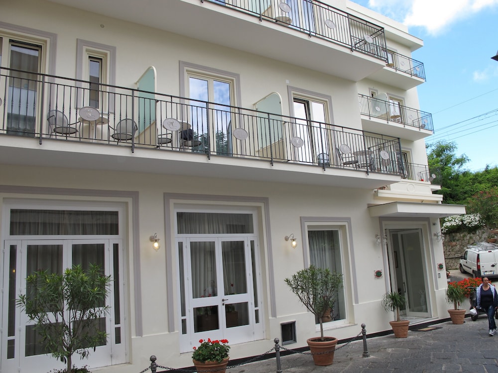 Hotel Club Sorrento 3/50