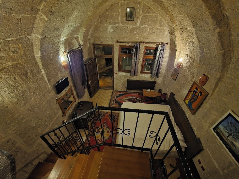 Cappadocia Antique Gelveri Cave Hotel 38/64