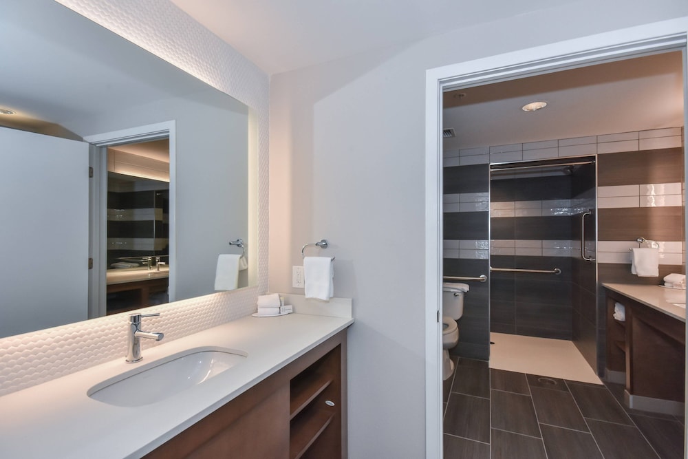 Residence Inn Myrtle Beach Oceanfront 13/44