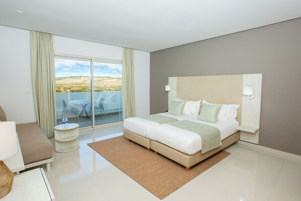 Lixus Beach Resort 4 15/74