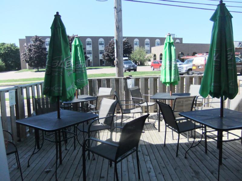 Stonehouse Motel And Restaurant 18/21