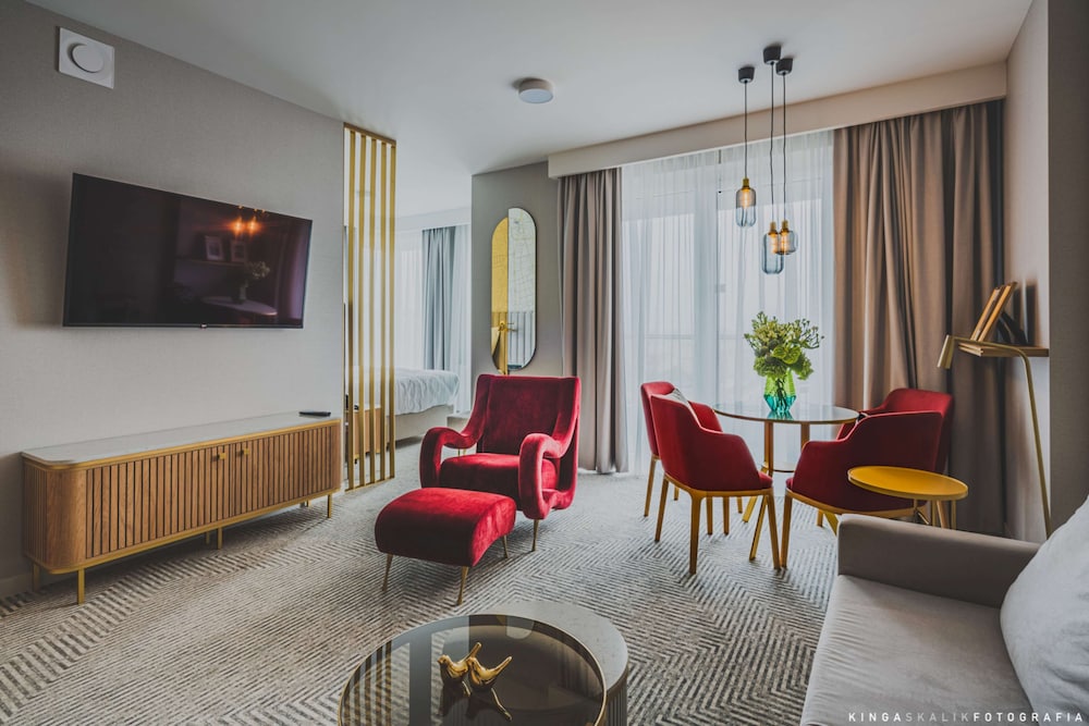 Royal Tulip Warsaw Centre 40/64