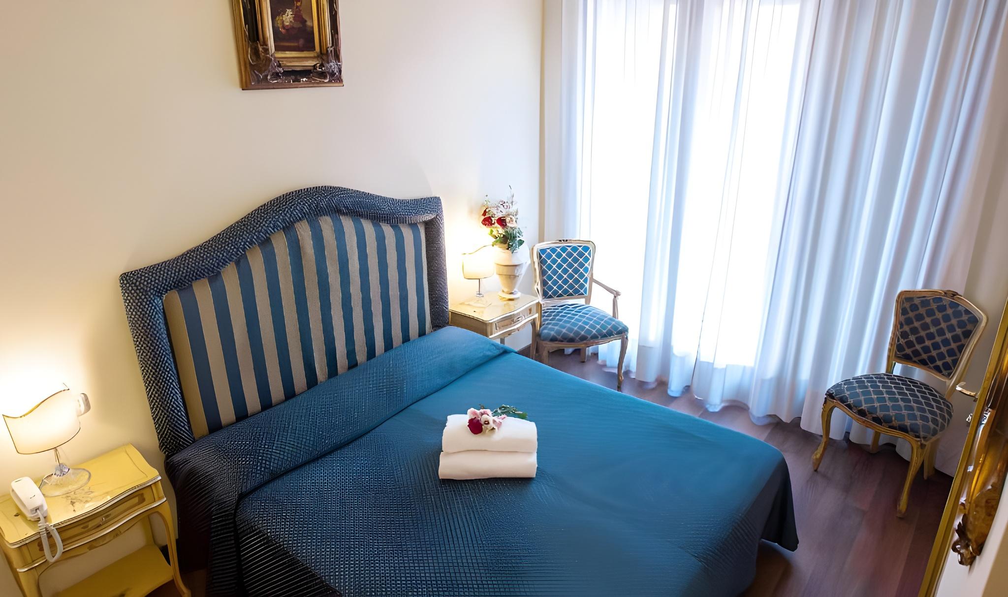 Classic, Double Bed