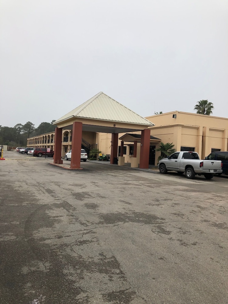 Travel Inn 1/26