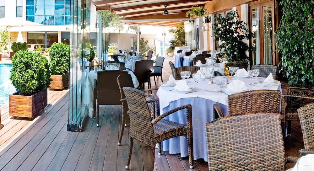 restaurant-cafeteria