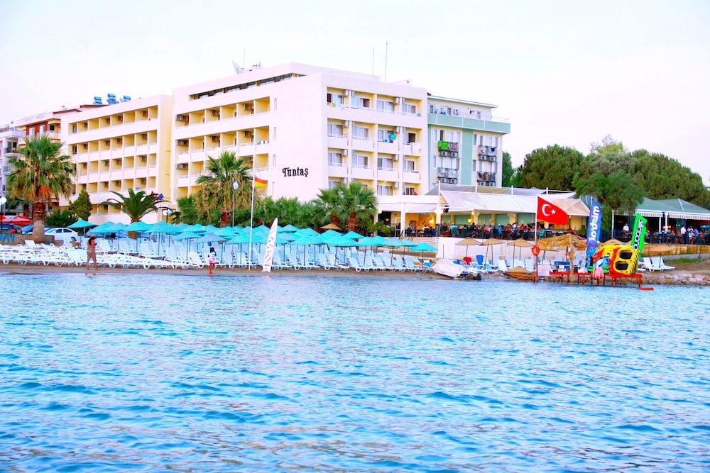 Tuntas Beach Hotel Altinkum 21/27
