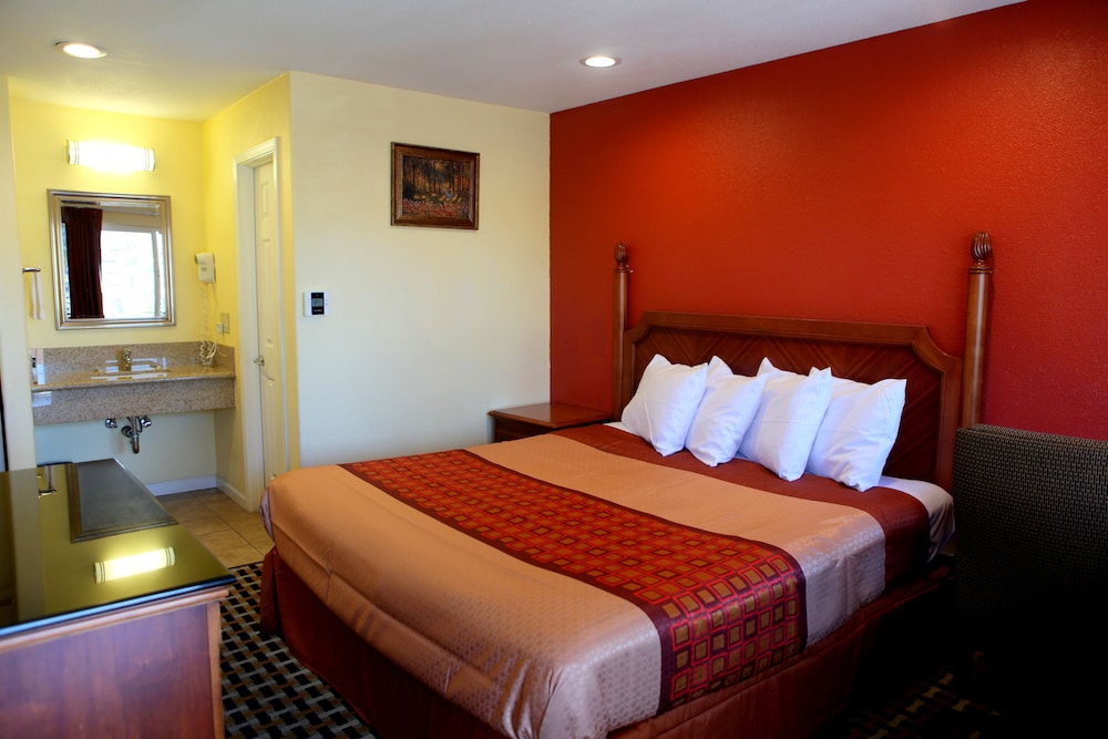 Bay Breeze Inn 20/56