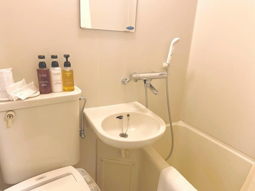 Sakura Hotel Ikebukuro 66/68