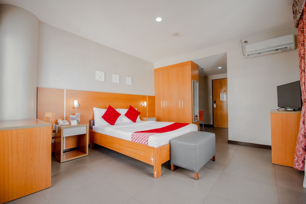 Fuente Oro Business Suites 27/68