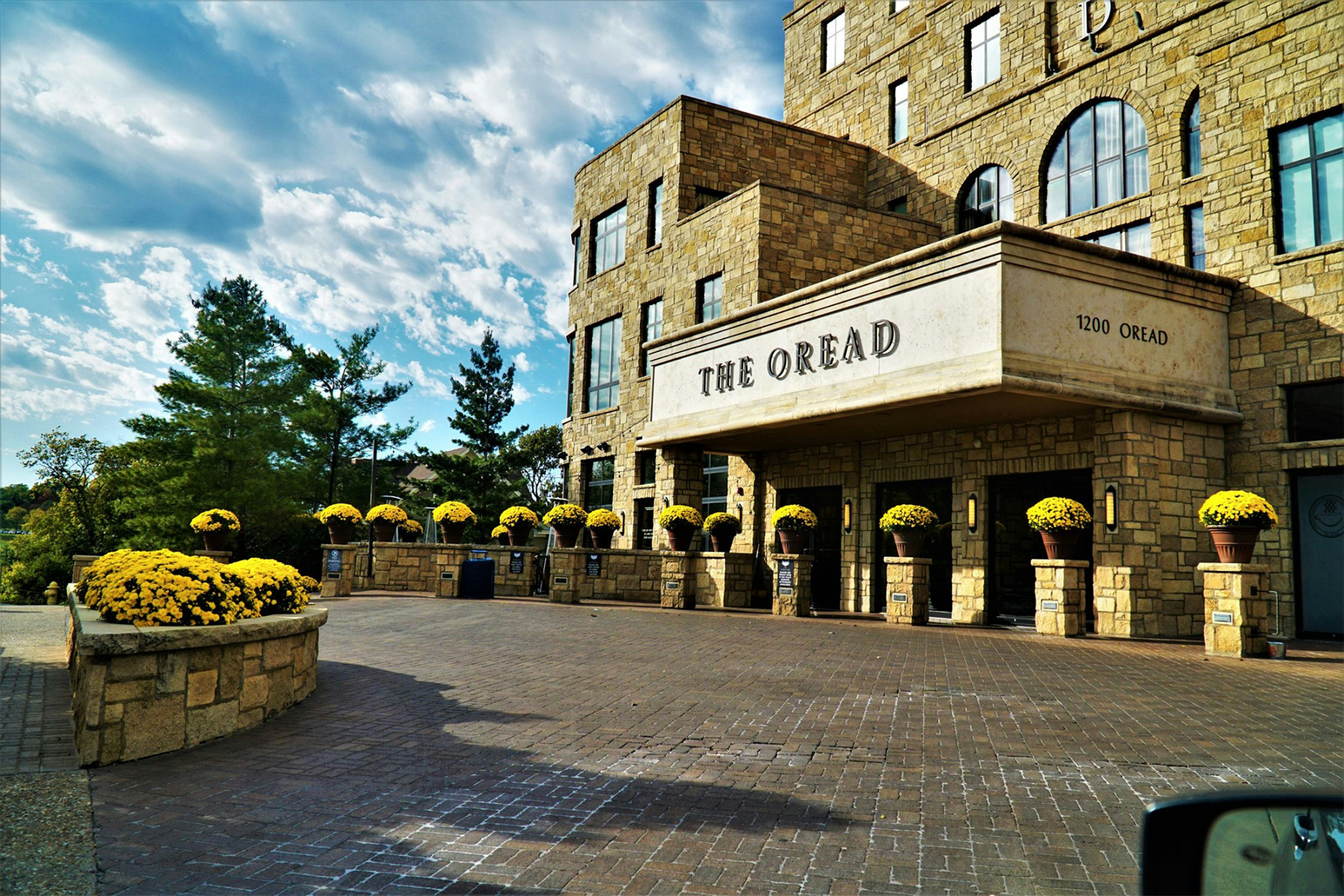 The Oread Lawrence, Tapestry Collection by Hilton 68/71