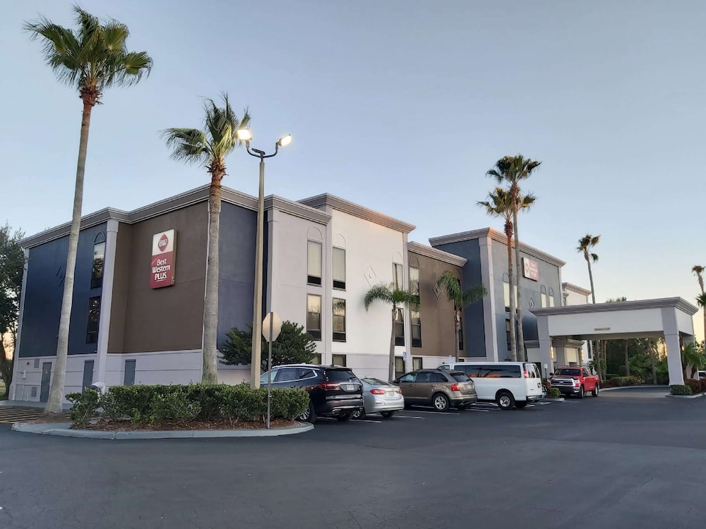 Best Western Plus Universal Inn 1/46