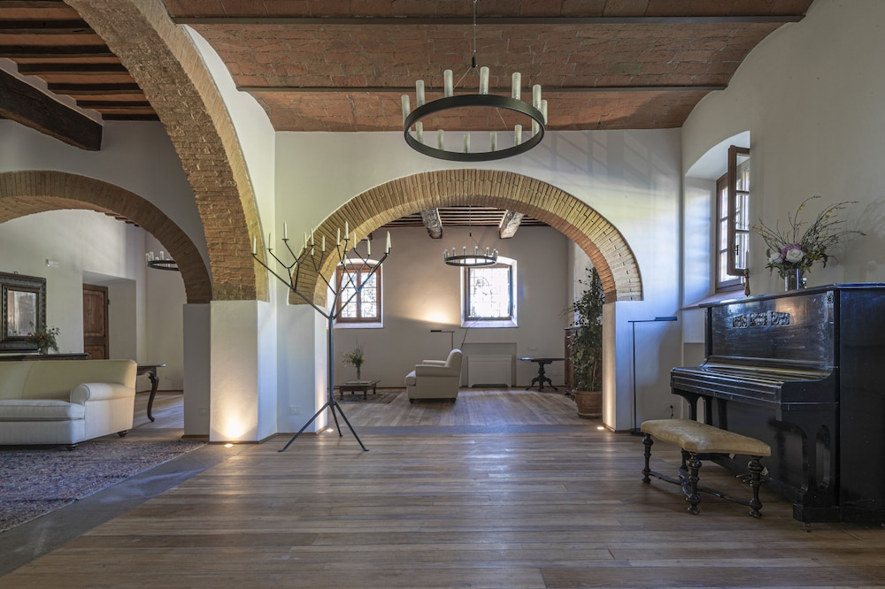 Tenuta di Sticciano 36/50