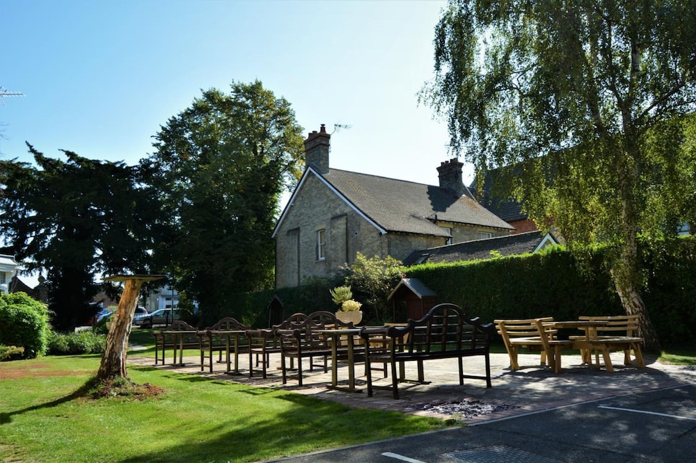 Oliver Cromwell Hotel 46/50