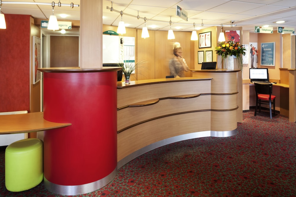 B&B HOTEL Lourdes Centre Gare 3 etoiles 8/48