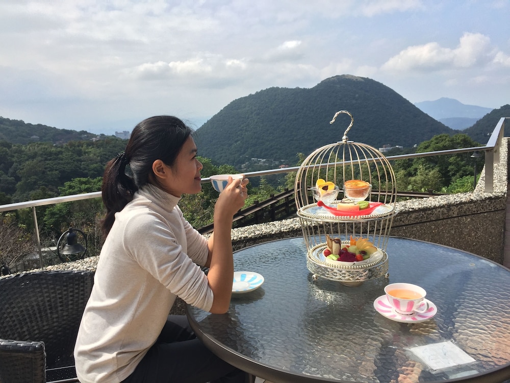 Yangmingshan Jing Shan Recreation Area 32/61