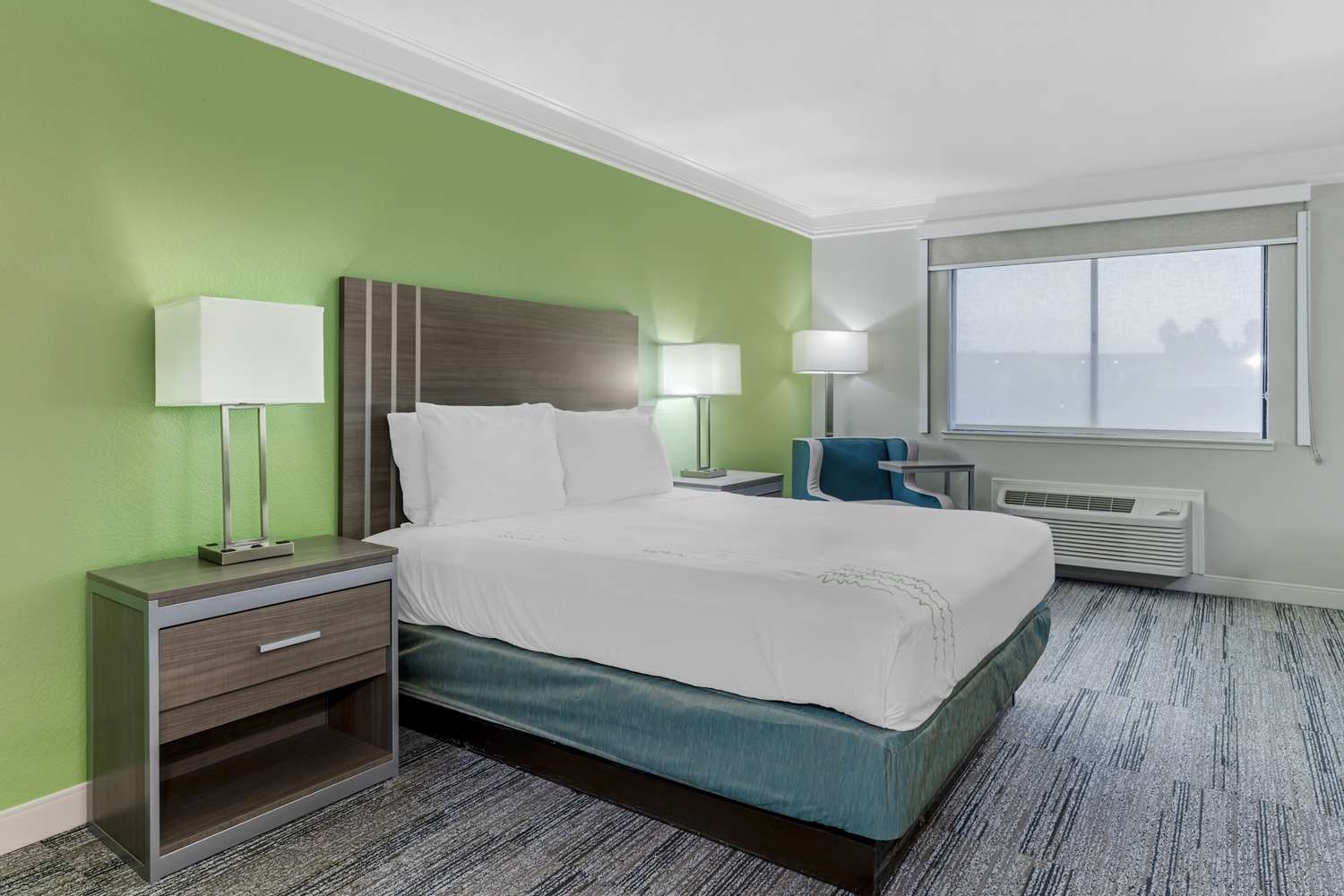 غرفة بسرير كينج لذوي الإعاقة، Best Western Cordelia Inn 2/5