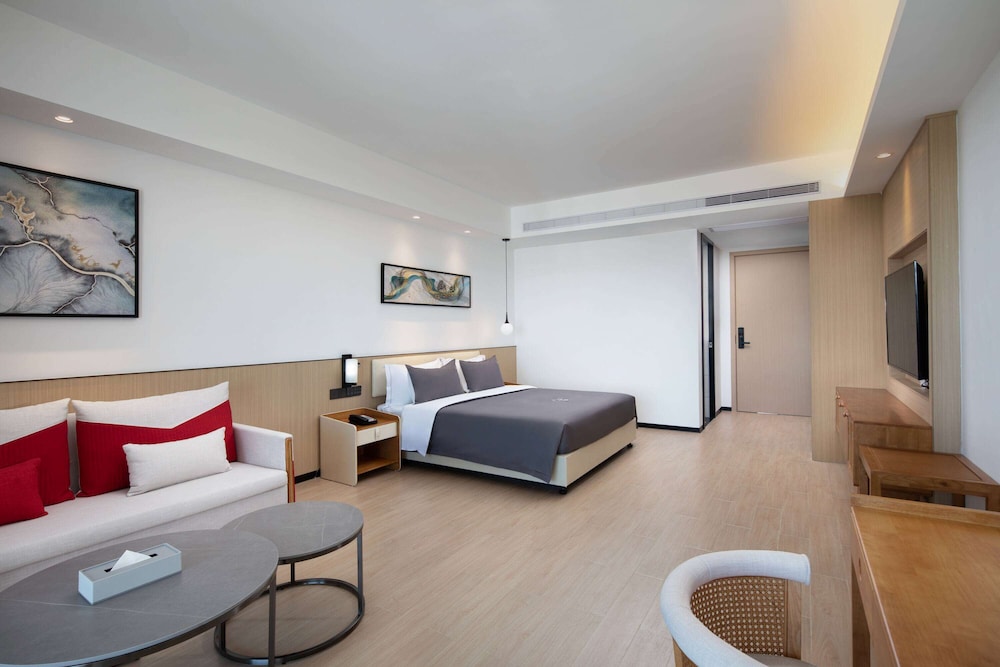 Ramada Encore by Wyndham Jiusuo Downtown 7/17