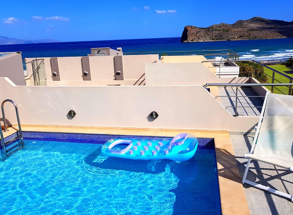 Sandy Point Villas Chania 3/50