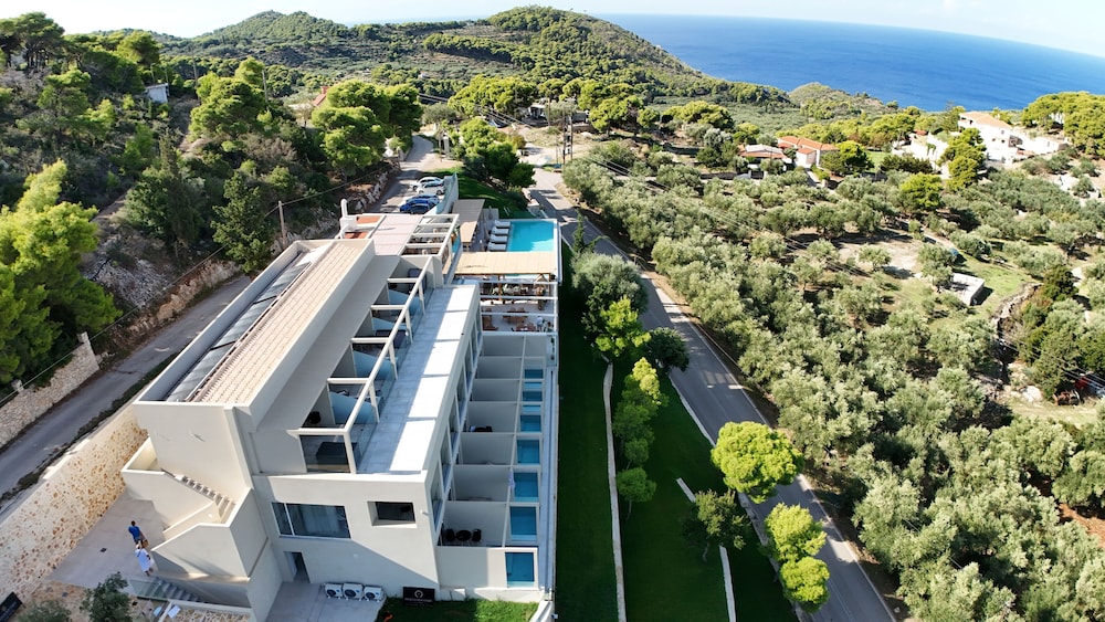 Myzith Luxury Suites 7/58