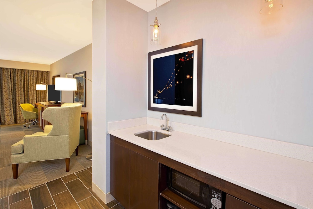 Hampton Inn West Bloomfield Novi 23/43