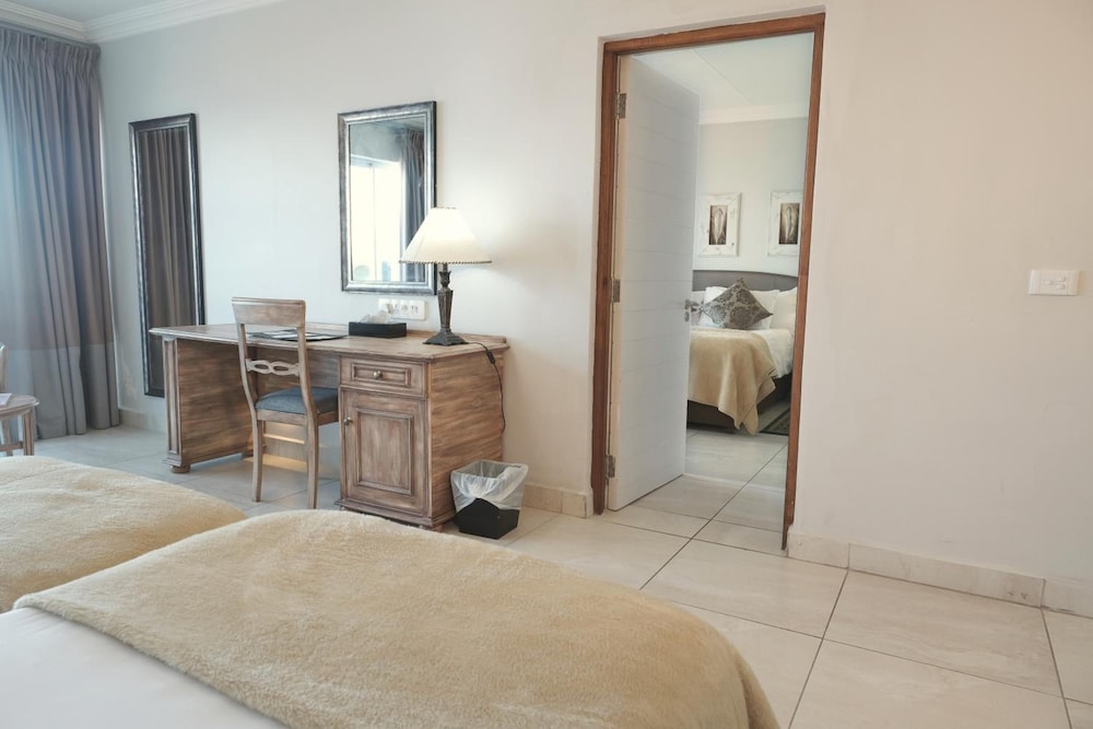 The Point Hotel Spa 5/62