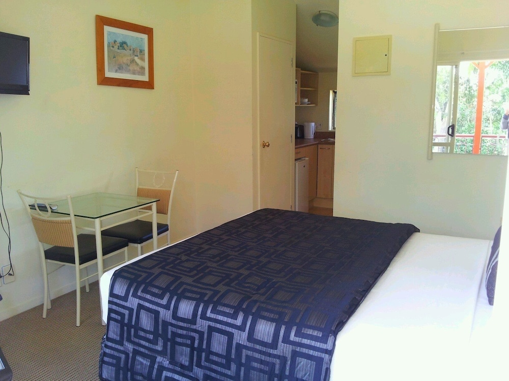 Avondale Motor Inn 15/36
