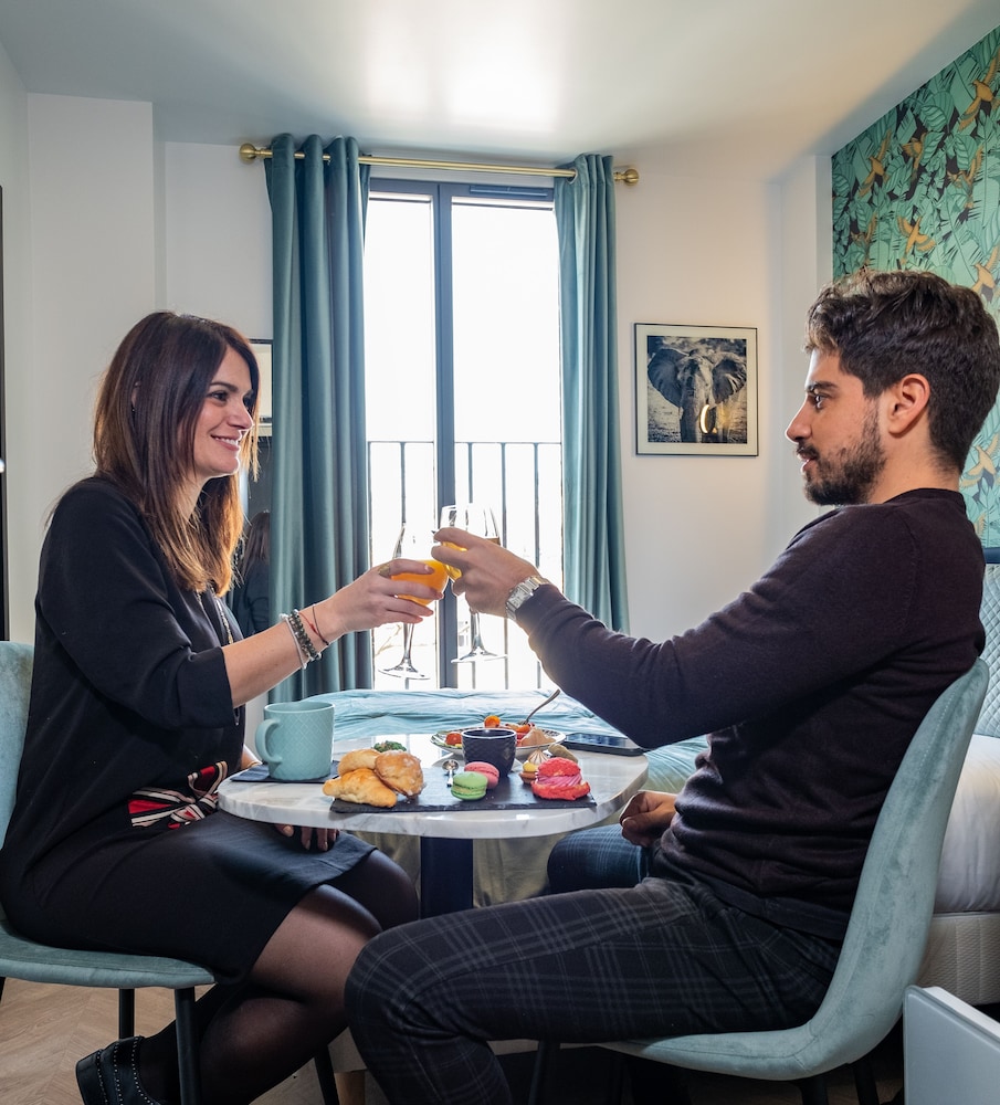 Mijos Appartements Hotel 39/44