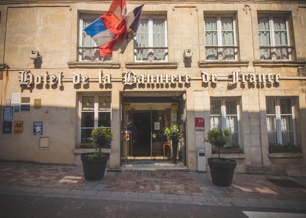 Hotel de la Banniere de France 1/50