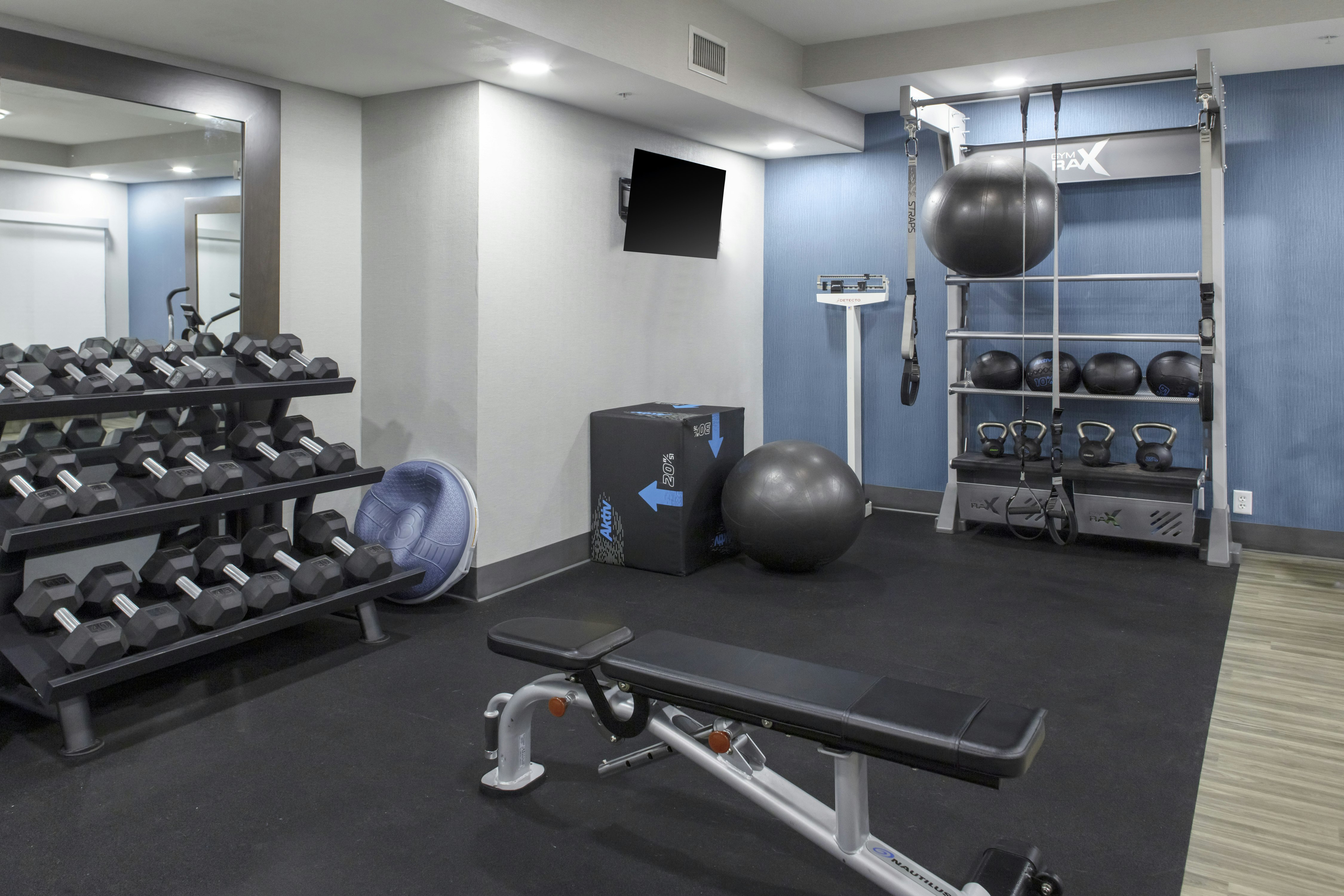 Hampton Inn Las Vegas Summerlin 19/38