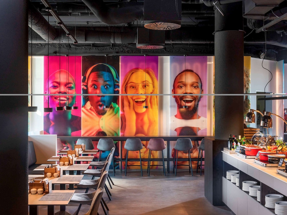 ibis Styles Berlin Treptow Hotel 55/71
