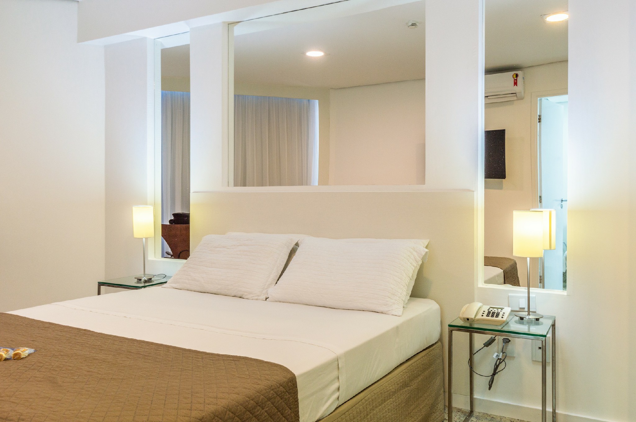 Premium, Single, Side Sea View