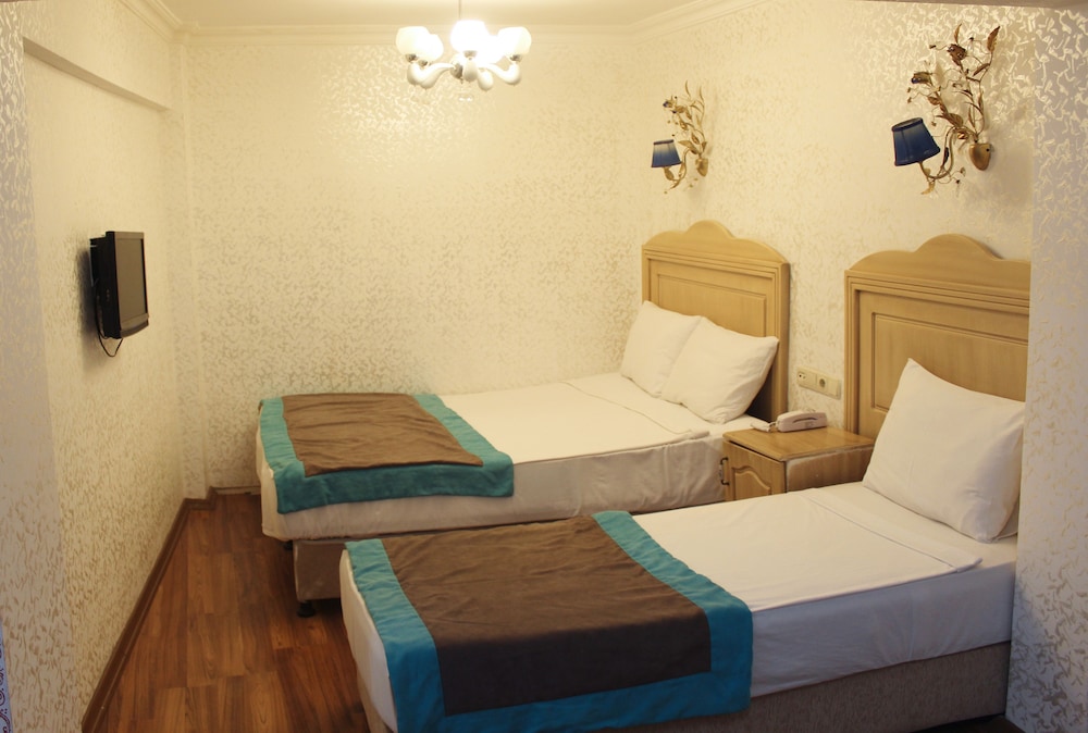 Divas Hotel 51/68