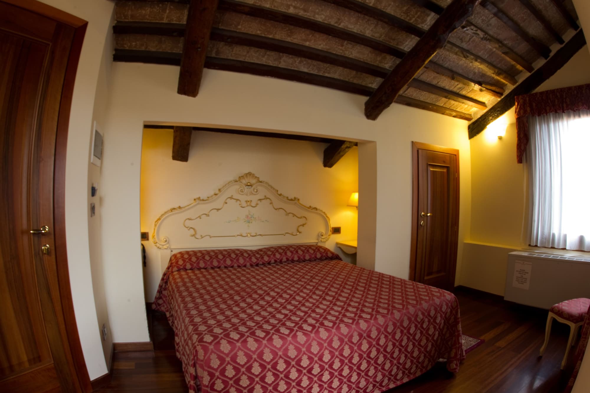 SUPERIOR, DOUBLE BED