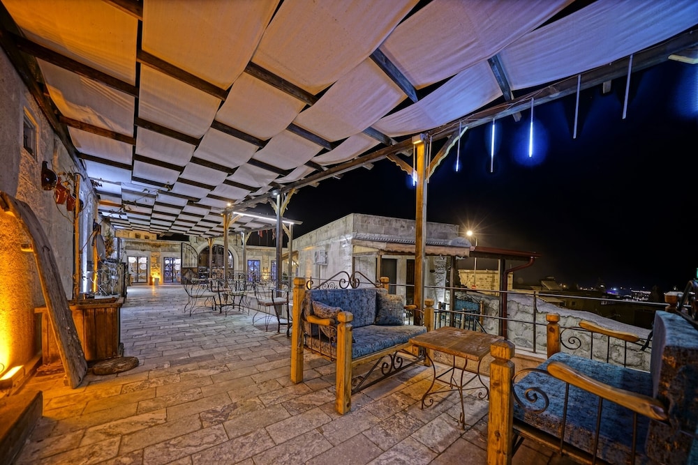 Sakura Cave Hotel 23/50