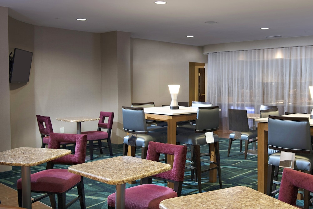SpringHill Suites by Marriott Atlanta Alpharetta 30/48