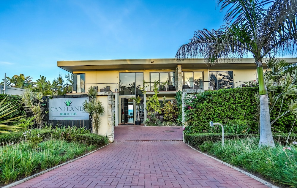 Canelands Beach Club 3/50