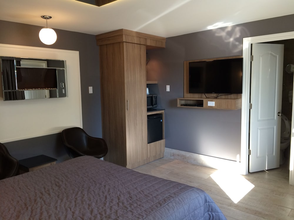 Olux Hotel Motel Suites 6/71