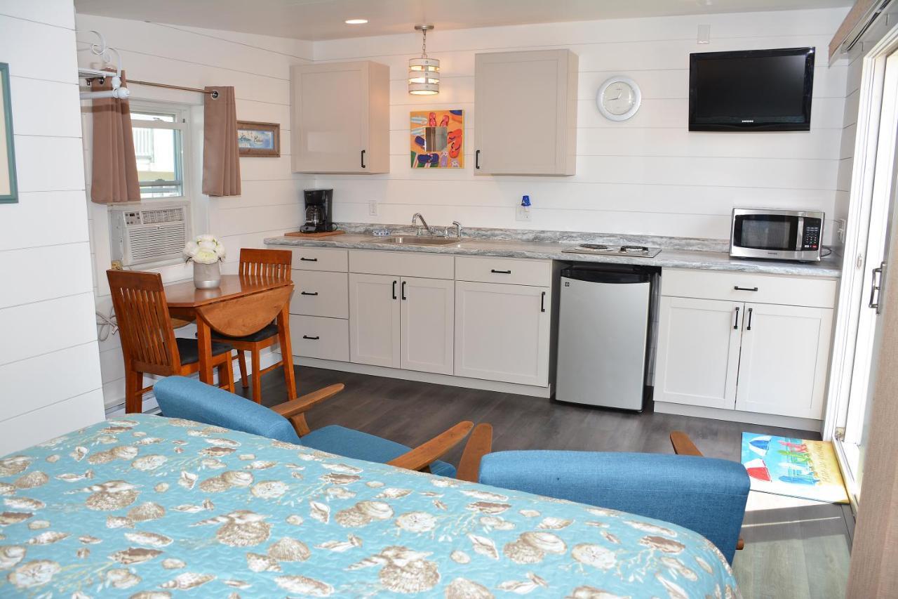Echo Motel & Oceanfront Properties 8/23