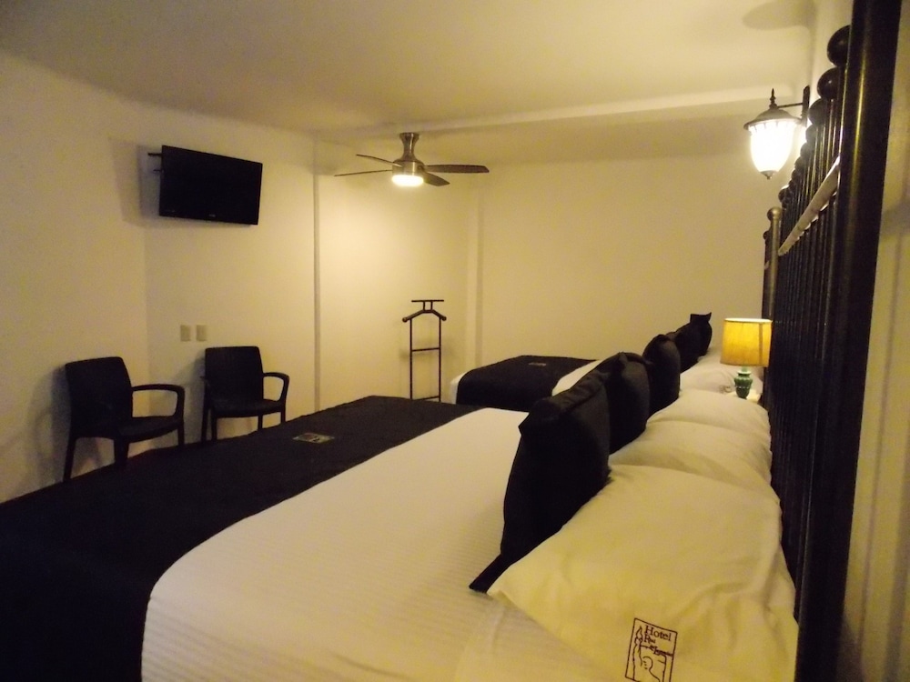 Hotel Real de Leyendas 20/41