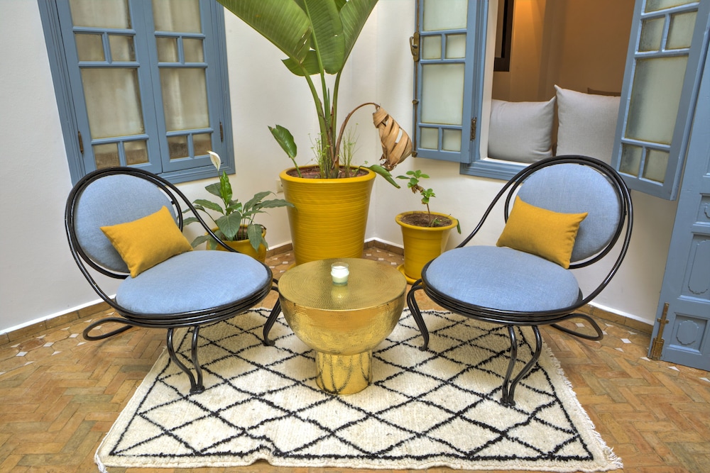 Riad Amaris 30/36