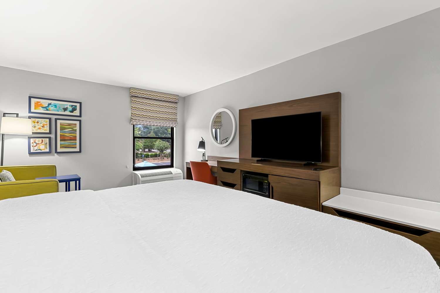 غرفة ديلوكس بسرير كينج، Hampton Inn Florence Midtown 5/5