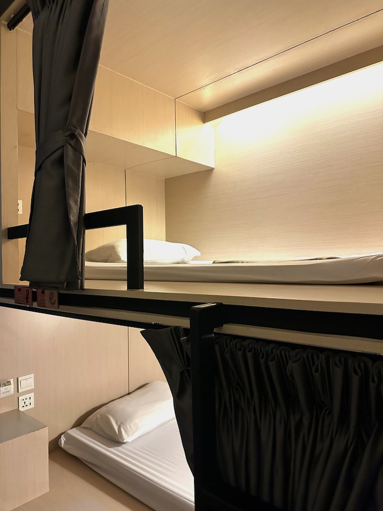 Cubic Bed Pratunam - Hostel 64/64