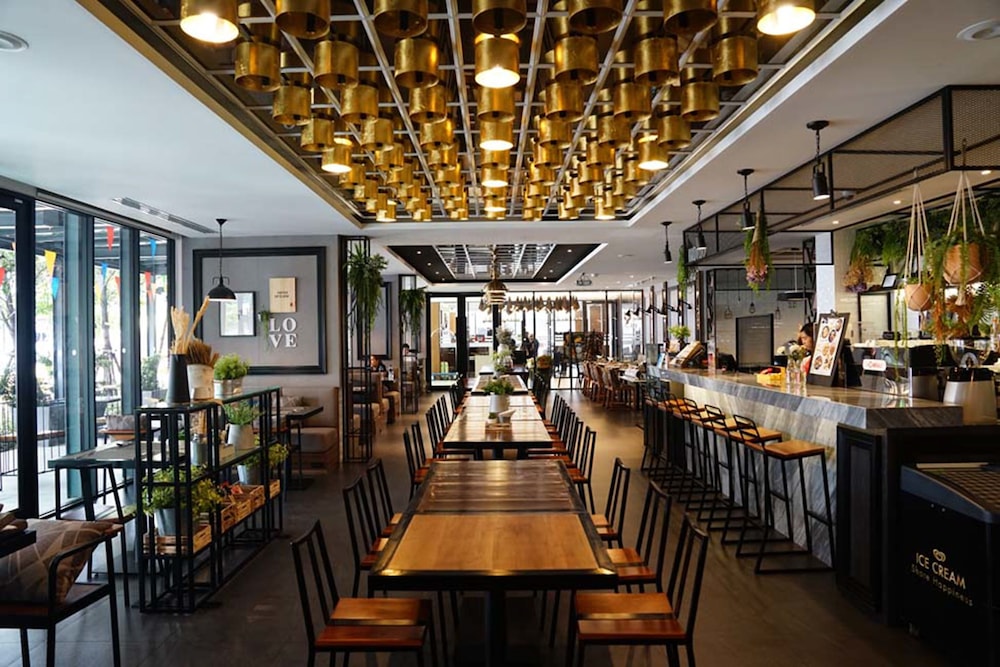 130 Hotel & Residence Bangkok 68/83