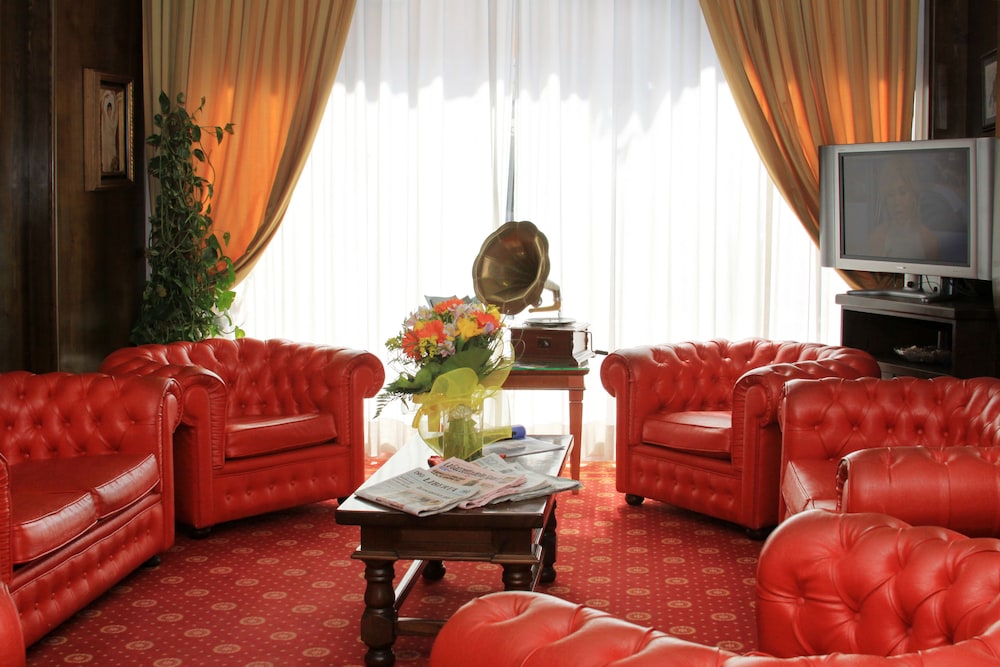 Euro Hotel 27/38