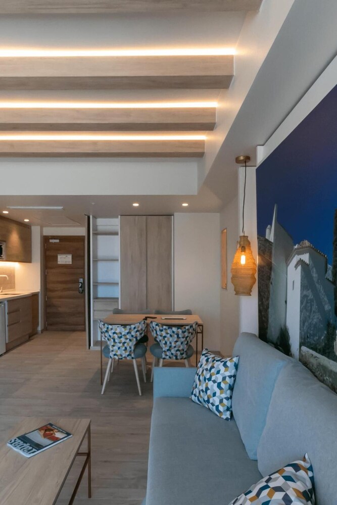 The White Apartments by Ibiza Feeling - Adults Only 20/50