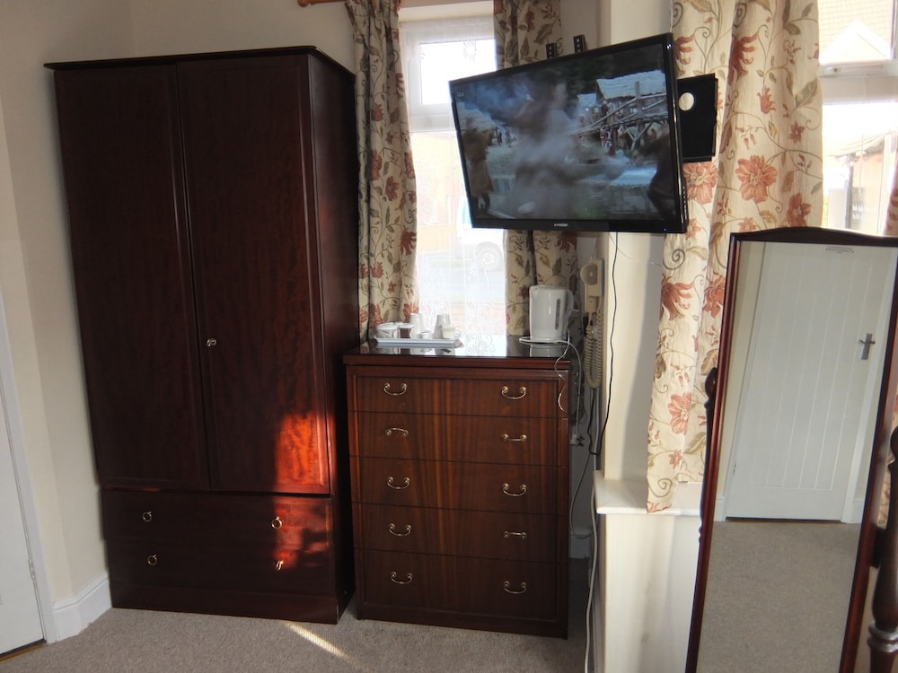 The Monsell Hotel 20/34