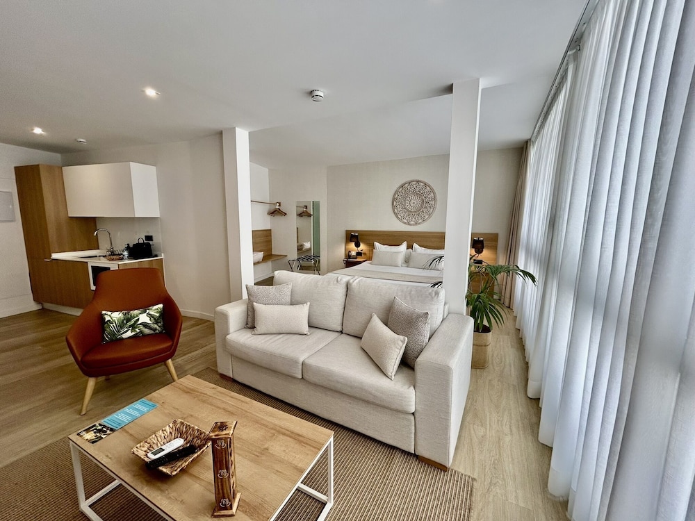 Hi Suites Hotel Emblematico 38/66