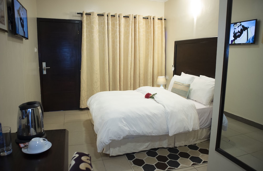 Ssnit Guest House 37/37