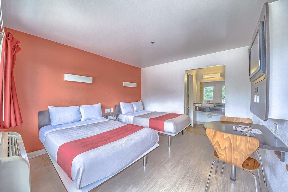 Motel6 San Antonio, TX - Six Flags Fiesta TX/La Cantera Area 18/44